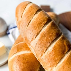V tomto článku vám predstavíme, ako upiecť chleba v klasickej rúre.